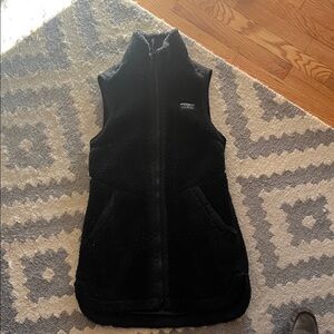 L.L. Bean Black Fleece Vest tunic style